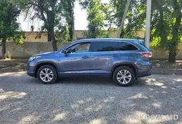 Toyota Highlander (2014 г.) в комплектации XLE 🚗
