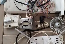 Запчасти от сушильного автомата INDESIT IDCE G45