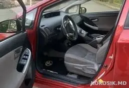 Toyota Prius 30