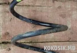 Продам переднюю пружину б/у на Toyota RAV4
