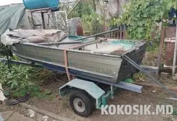 Продам алюминиевую моторную лодку Alumakraft с мотором Mercury 4 и прицепом.
