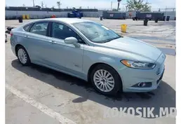 Ford Fusion SE Energy Plug-in Hybrid (2013)