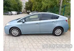 Продам Toyota Prius Plug-in Hybrid (2012) - 2