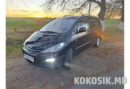 Toyota Previa (2004). 2.0 Дизель, 7 мест