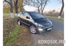 Toyota Previa (2004). 2.0 Дизель, 7 мест