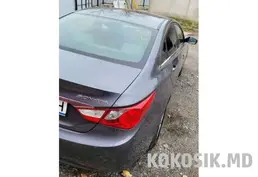 Hyundai Sonata 2011 (2.0 Бензин, Автомат)
