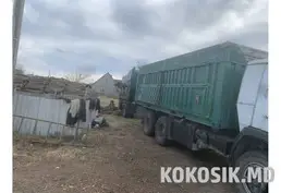 КАМАЗ зерновоз с прицепом 1990 г.