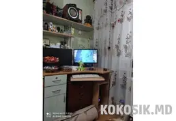 Компьютер в сборе + компьютерный стол