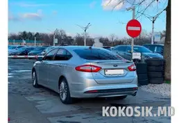 Ford Fusion Hybrid 2014