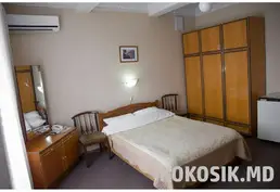 Отель «Кишинэу»