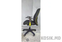 Офисное компьютерное кресло