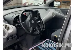 Nissan Almera Tino 2005