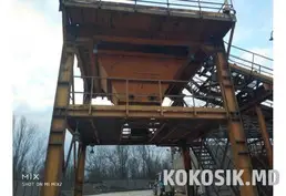 Загрузочный бункер с транспортёром