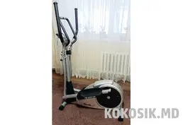 Эллиптический тренажер HouseFit HB 8027 HP.