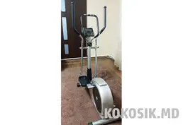 Эллиптический тренажер HouseFit HB 8027 HP.