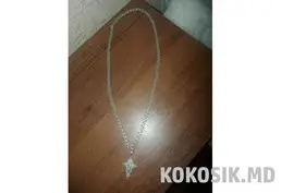 Серебряная цепочка с крестиком