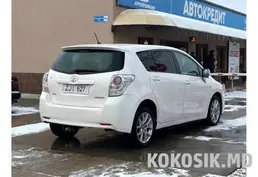 Toyota Verso 2009. 6 800 $ (Доступен в автокредит)