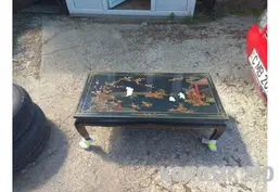 Журнальный столик в стиле Шинуазри (Chinoiserie)
