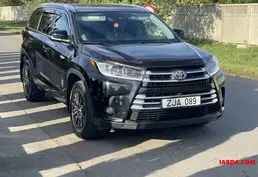Купить Toyota Highlander 2018 - 3