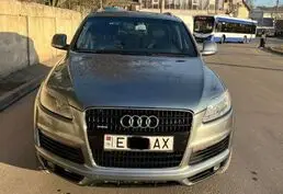 Купить Audi Q7