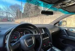Купить Audi Q7