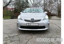 Toyota Prius V