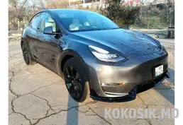 Tesla Model Y Dual Motor Long Range
