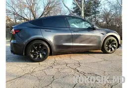 Tesla Model Y Dual Motor Long Range