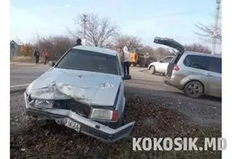 Розборка Volvo 440 (2.0)