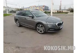 Skoda Octavia 2023 | Гибрид