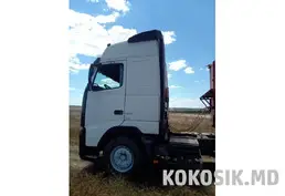 Продам зерновоз Volvo FH12 з напівпричепом | 2004 рік