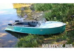 Продажа моторной лодки «Южанка» с веслами в Суклее