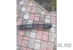 Решетка переднего бампера Toyota Camry 40, Тирасполь