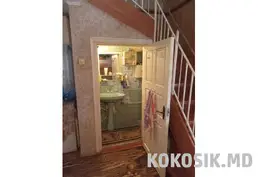 Двухэтажный дом в центре Каменки