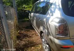 Купить Toyota Corolla Verso 2005 года