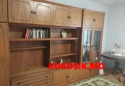 Продам 3-этажный частный дом с 2 утеплёнными гаражами