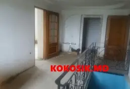 Se vinde casă + tehnică de uz casnic nouă