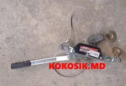 Лебедка автомобильная металлическая 2 тонны