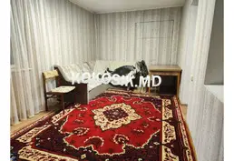 Сдаю трехкомнатную квартиру помесячно