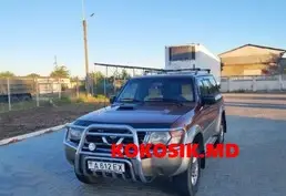 Nissan Patrol (2000 г.) 🚙