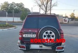 Nissan Patrol (2000 г.) 🚙